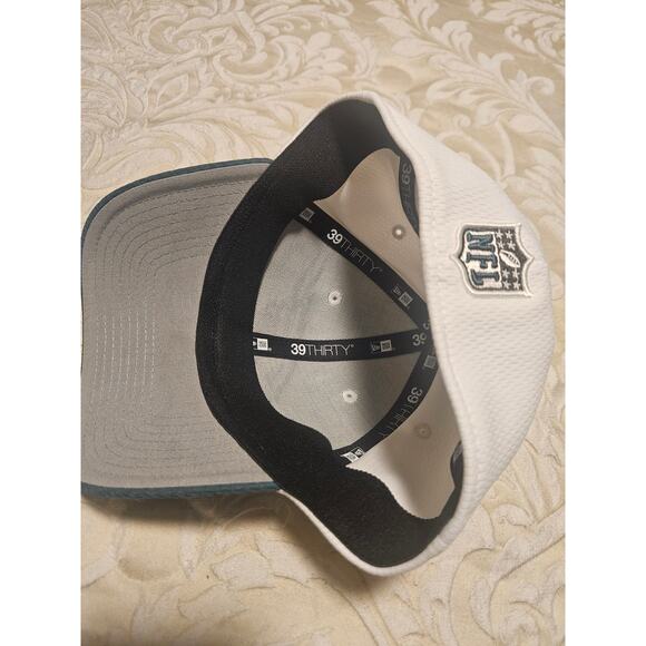 NFL Philadelphia Eagles  Ball Green and White Hat Cap Thirty-Nine 30 - Picture 5 of 5